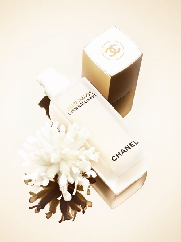 CHANEL SUBLIMAGE L’ESSENCE LUMIÈRE: NAJLEPSZE Z NATURY